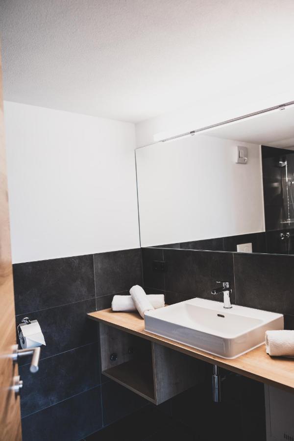 Tante Anna - Retreats Mit Weitblick Aparthotel Sankt Gallenkirch Ngoại thất bức ảnh